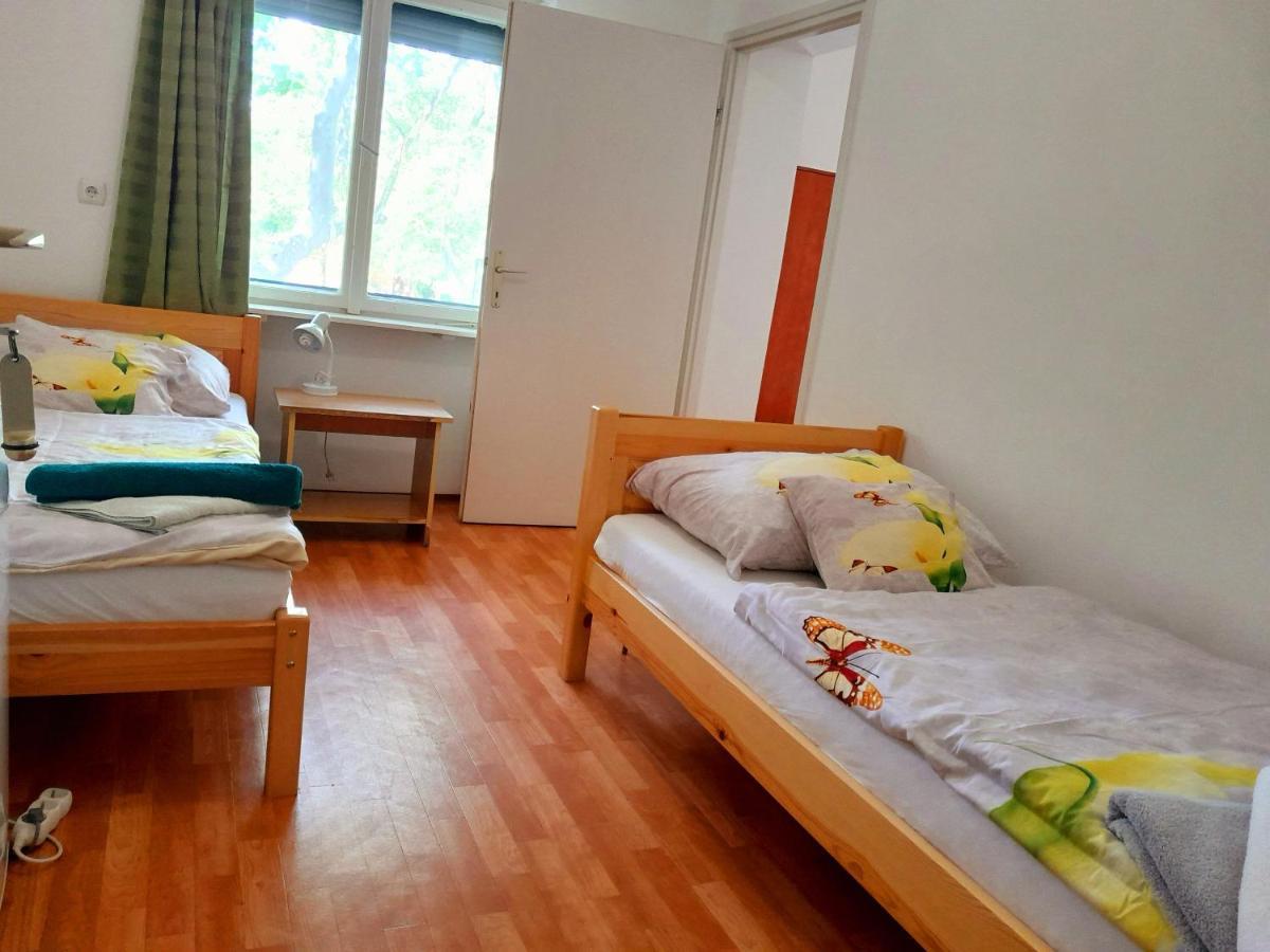 Boglár-Coop Üdülő Aparthotel Balatonboglár Esterno foto